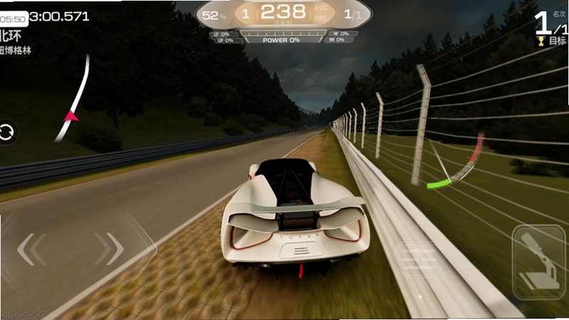 �����ܳ�Lotus Cars ��Ϸ�����ͼ��չʾ�Ǳ��̺���������