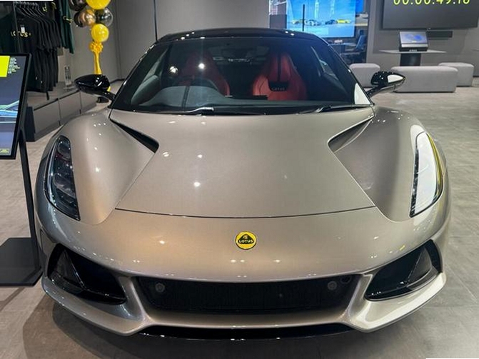 �ؼ��ʱ������ �����ܳ�Lotus Cars�����ֿɸ�����ƪ����ȫ�����ݣ�����������ͼ