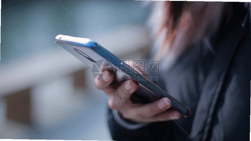 �ֻ����ӷ�Ʊ���غ��Ҳ����ļ�
