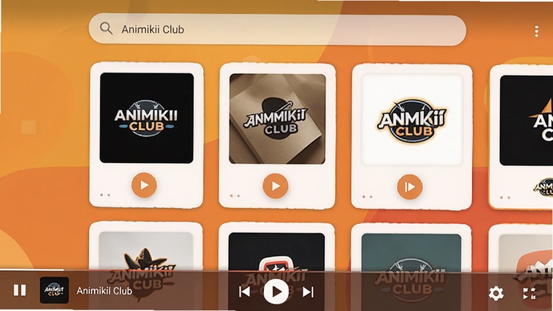 安卓手机播放网络电台界面,Animikii Club 应用截图风格,简洁卡片式频道列表,暖色调背景,顶部搜索框,中部电台卡片带播放按钮,底部迷你播放条,扁平化设计,高清细节