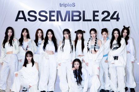 tripleS OFFICIAL LIGHT STICKӦԮ(tripleSӦԮ����)