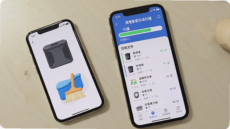 清理管家垃圾扫描过程,手机界面显示扫描进度条与垃圾文件分类列表,背景为浅色桌面,有手机和清理工具图标