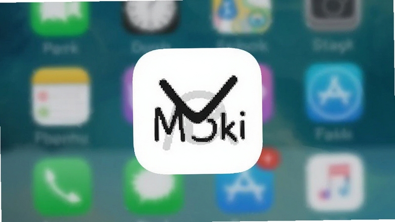 Moki 在手机桌面上的快捷方式图标,简洁图标设计,手机界面背景虚化